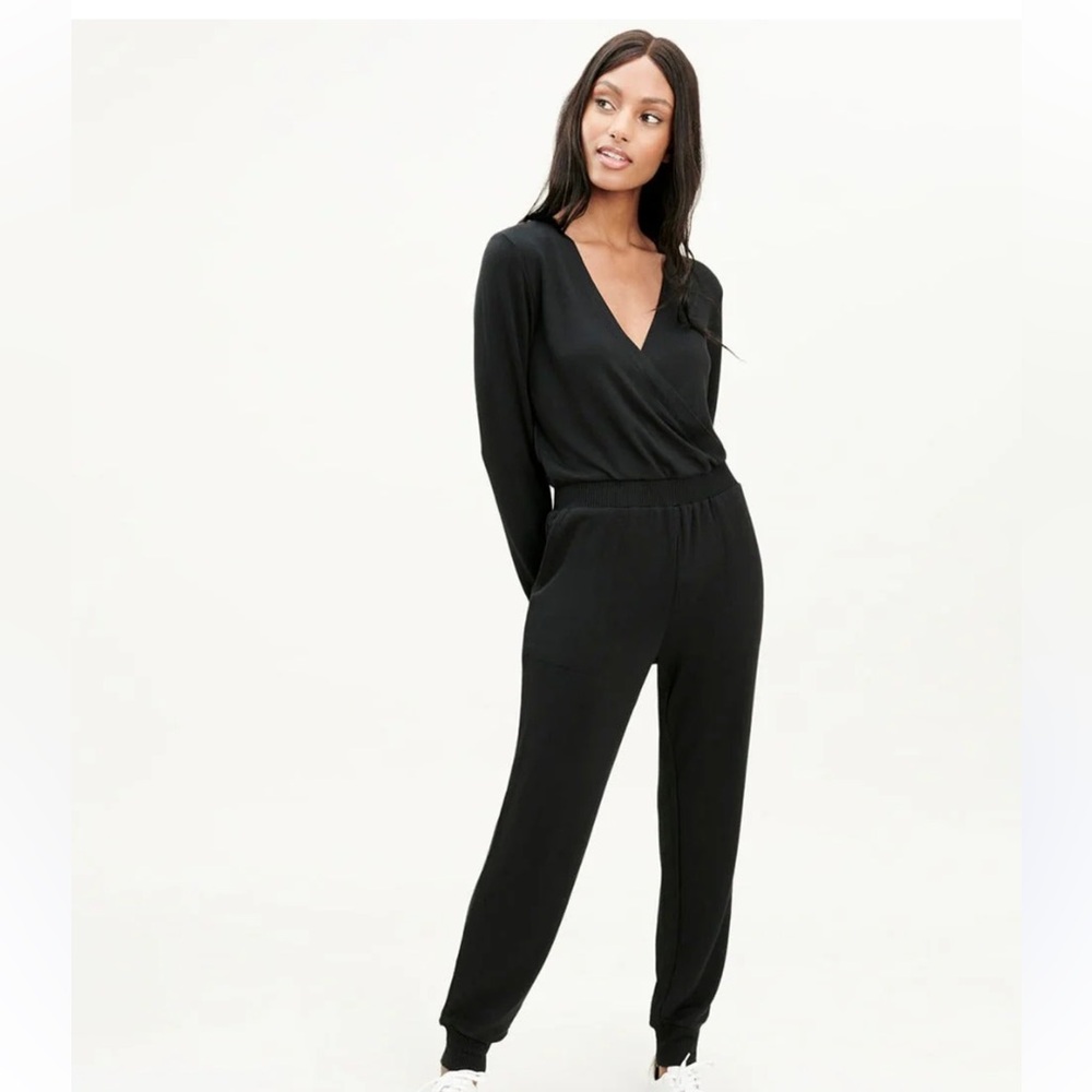 Splendid Supersoft Rib Surplice Jumpsuit medium
